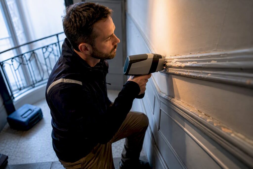Détection de plomb dans la peinture ancienne
